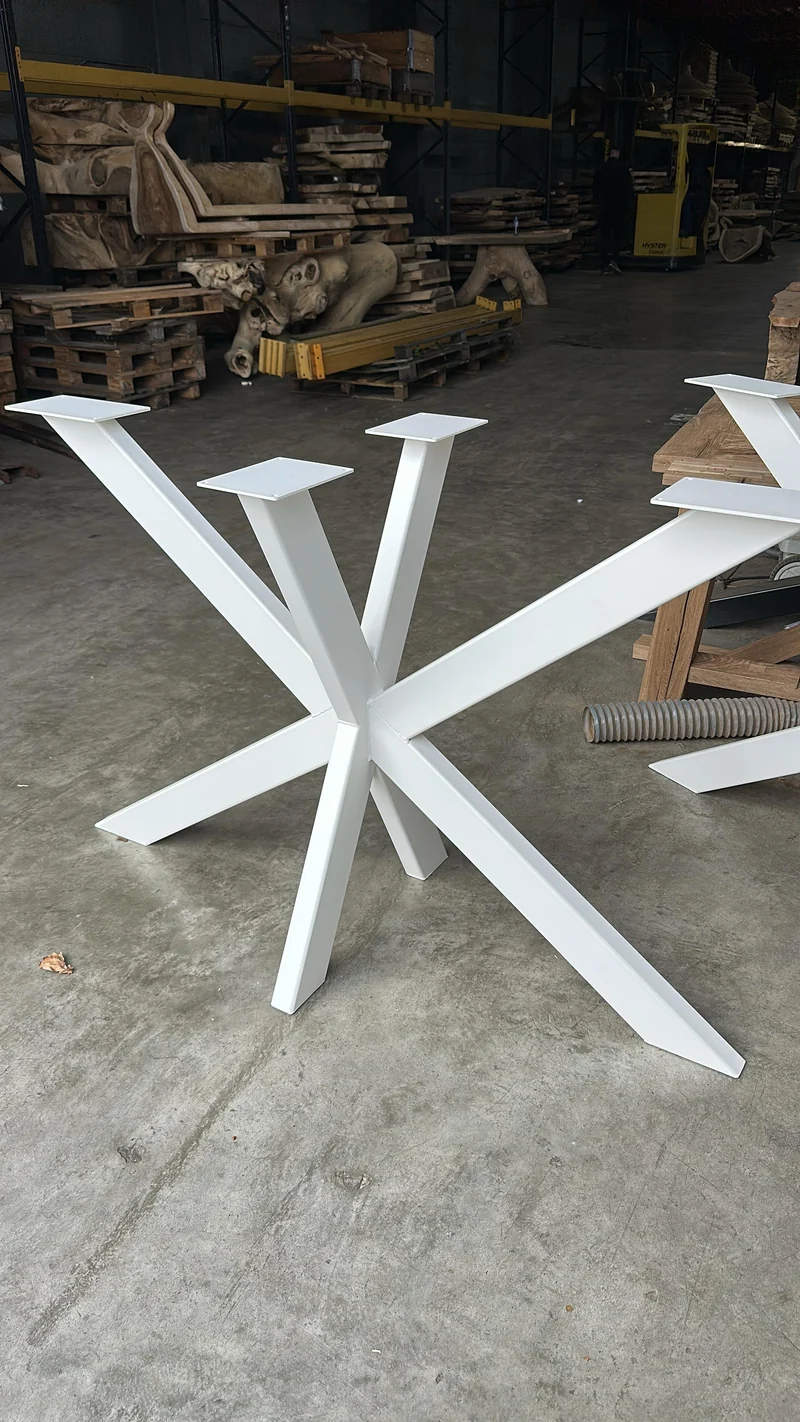 Pied de Table "Mikado" Central en Métal Noir Mat