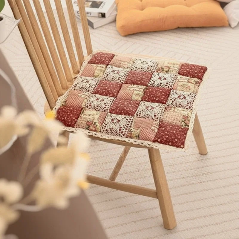 Galette de Chaise Carré au Style Romantique