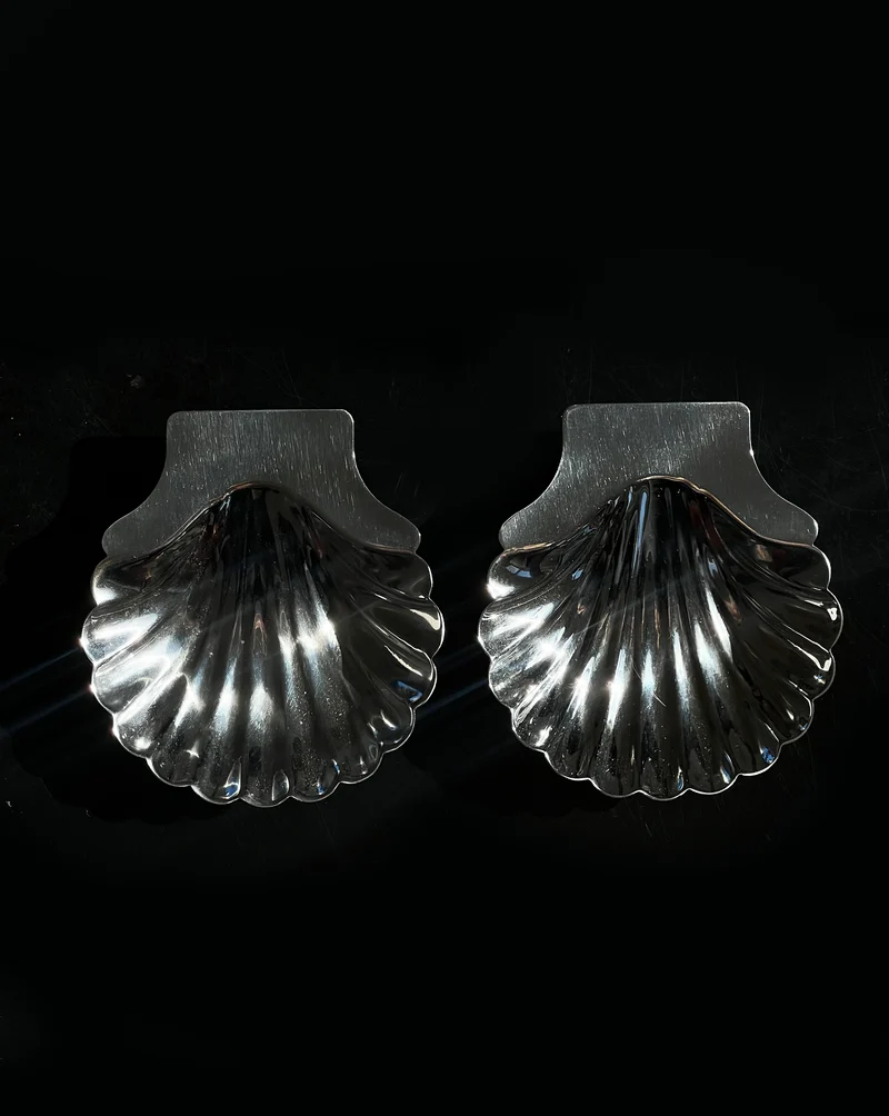 Pair of Shell Dish