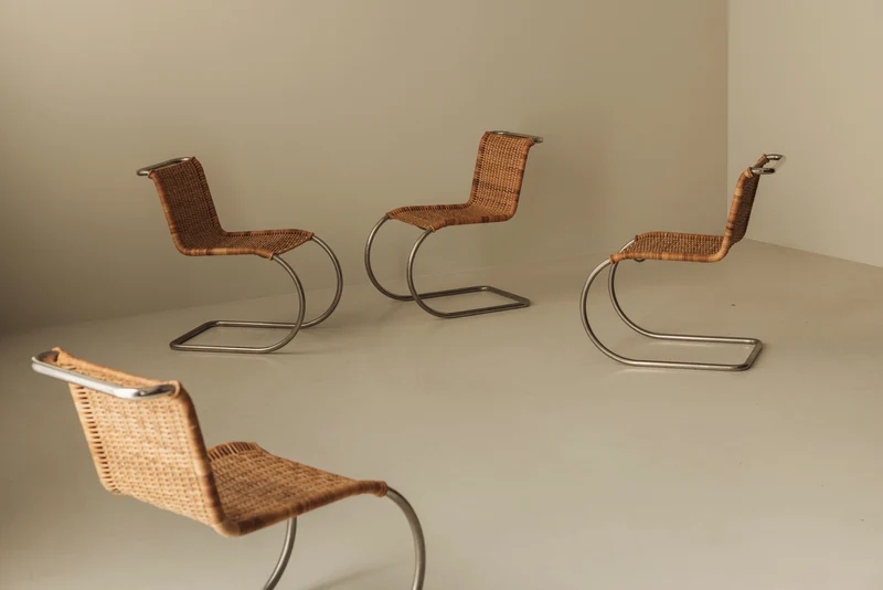 Ludwig Mies van der Rohe – B42 Cantilever Dining Chairs (Set of 4)