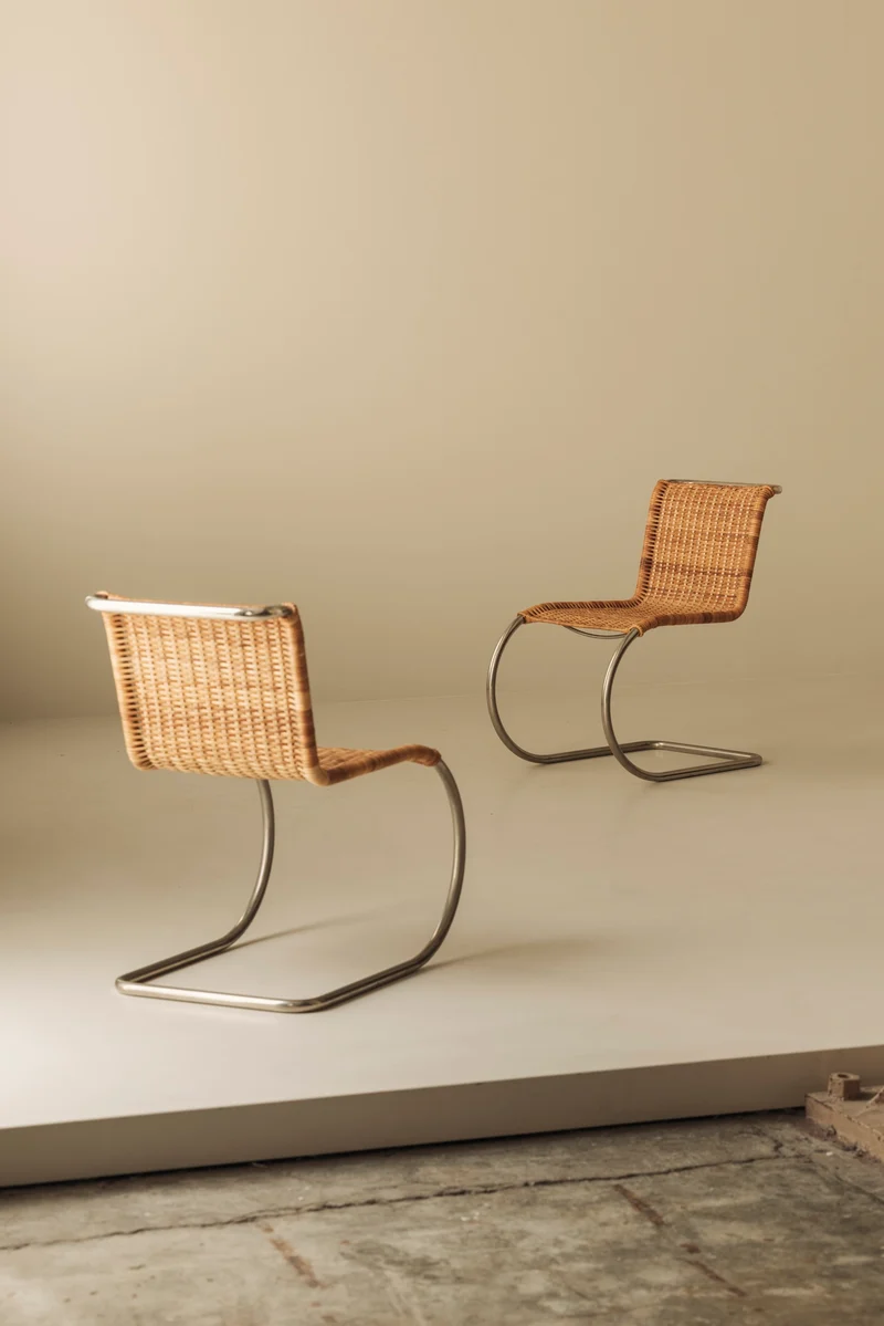 Ludwig Mies van der Rohe – B42 Cantilever Dining Chairs (Set of 4)