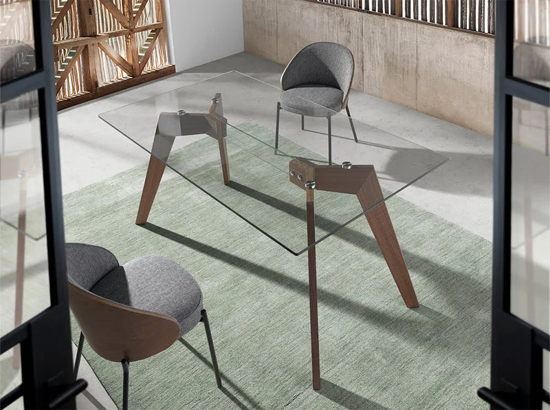 Chaise de salle à manger design en tissu gris et dossier noyer – Angel Cerdá 4115