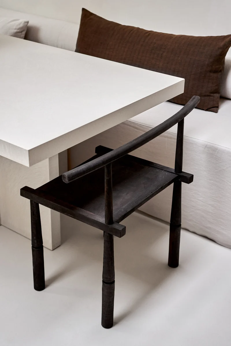 Akari Dining Table