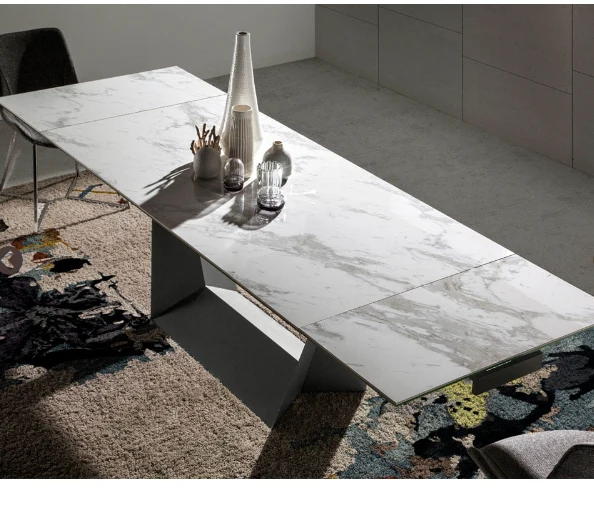 Table à manger en porcelaine et acier noir Angel Cerda 1014