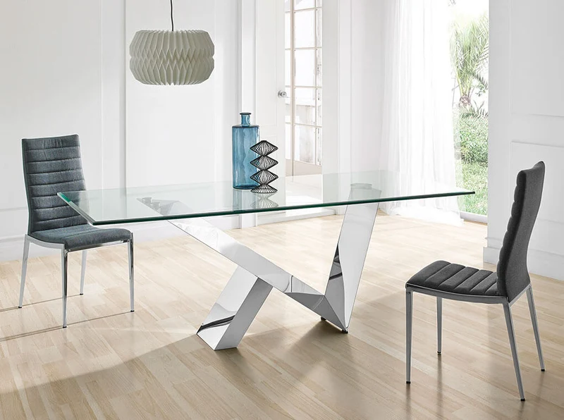 Table à manger design "V"