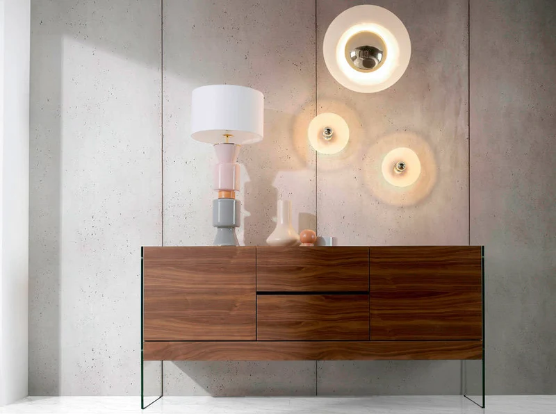 Buffet design en noyer avec pieds en verre trempé – Angel Cerda 3062