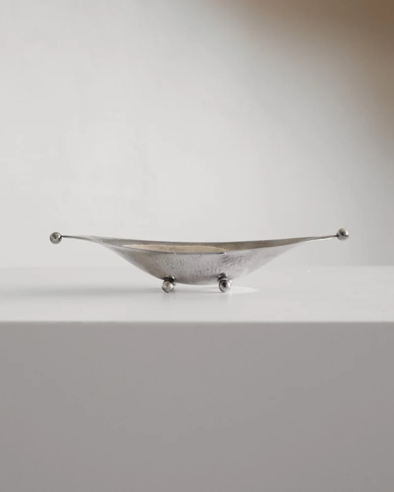 Vintage Silver-Plated Dish with Hammered Texture