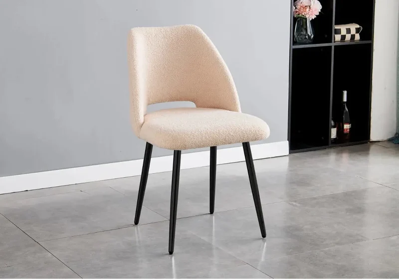 Ensemble table chaise noire marbre beige - Lyly