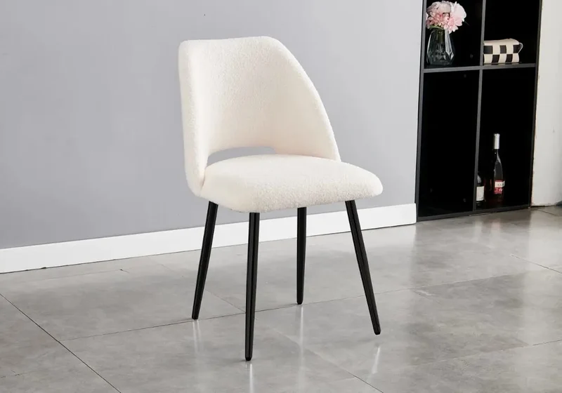 Ensemble table chaise noire marbre blanc - Lyly