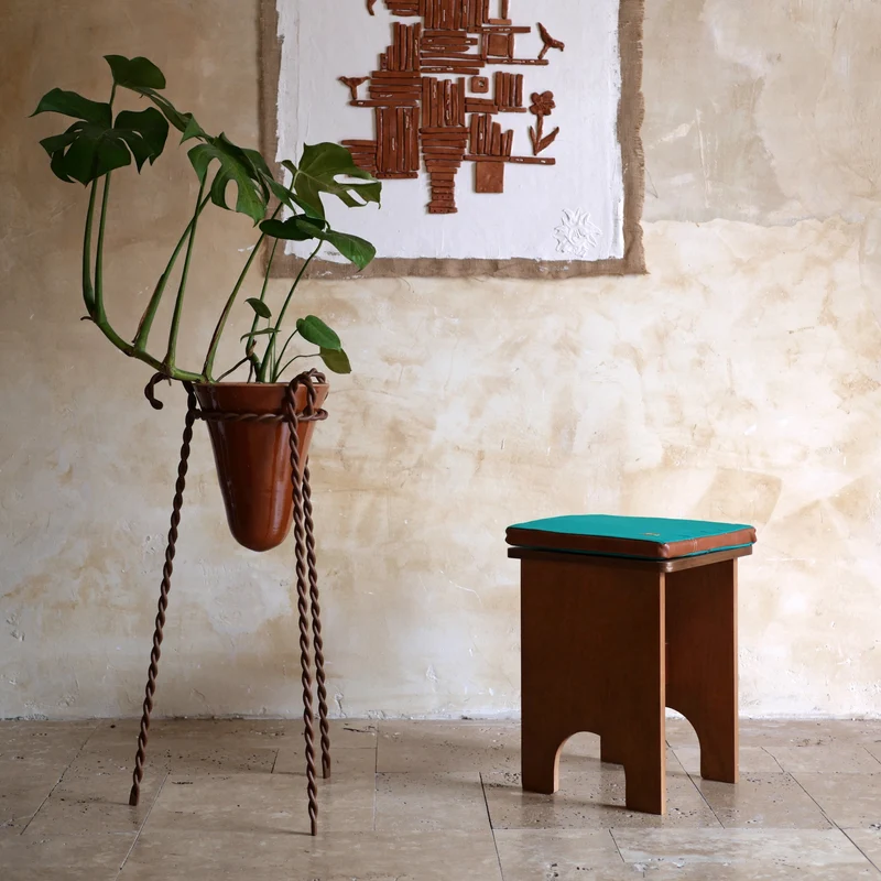 Tabouret en bois Chapel - Au Soleil