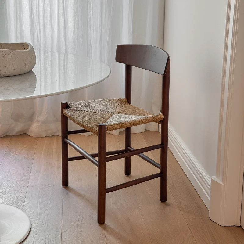 Gien - Chaise de salle à manger - Noyer foncé - Corde tissée latte