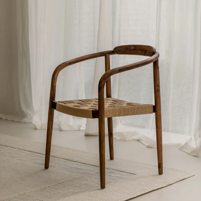 Chaise de salle à manger Burnie - Acacia noyer - Assise tissée - Dossier plus large