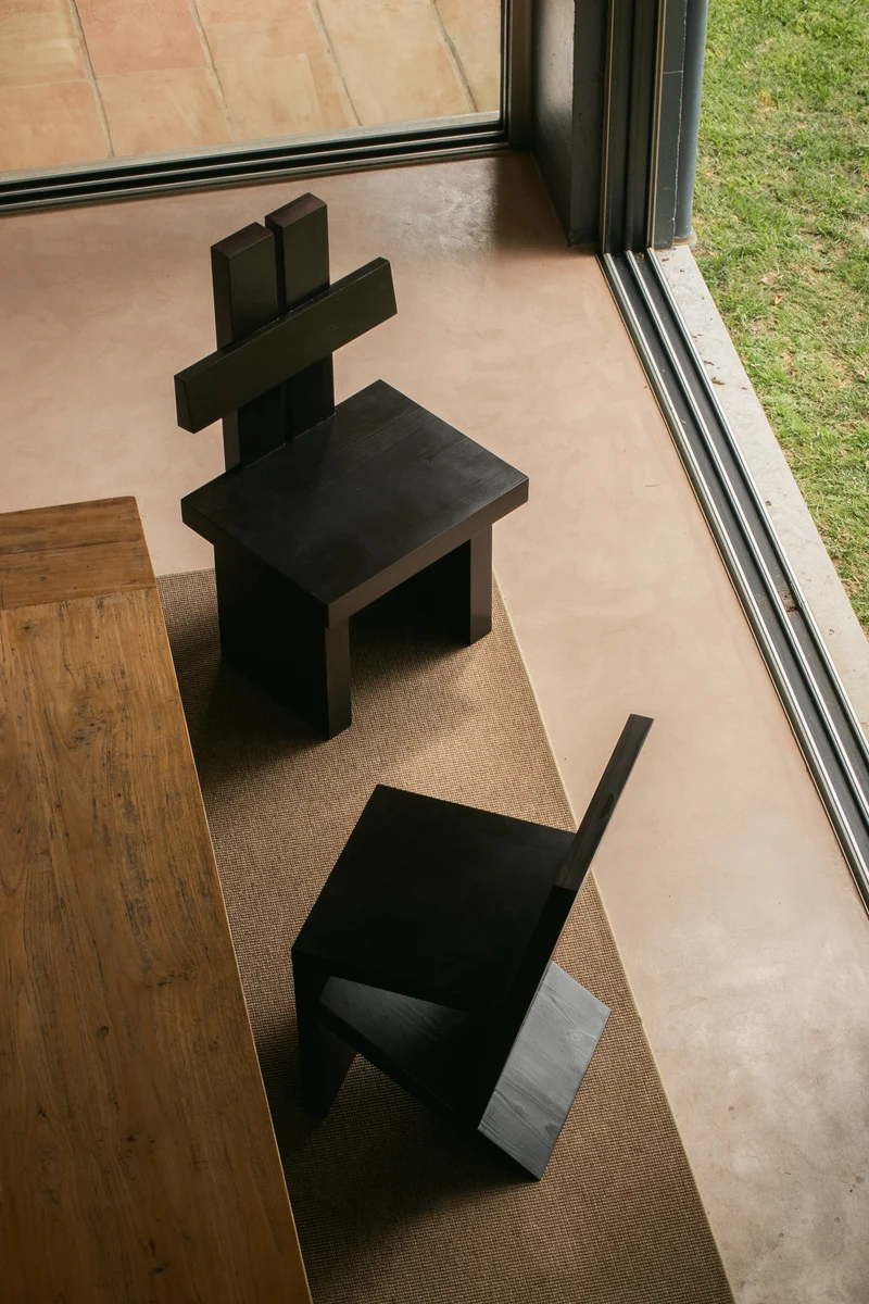 CH01 CHAIR