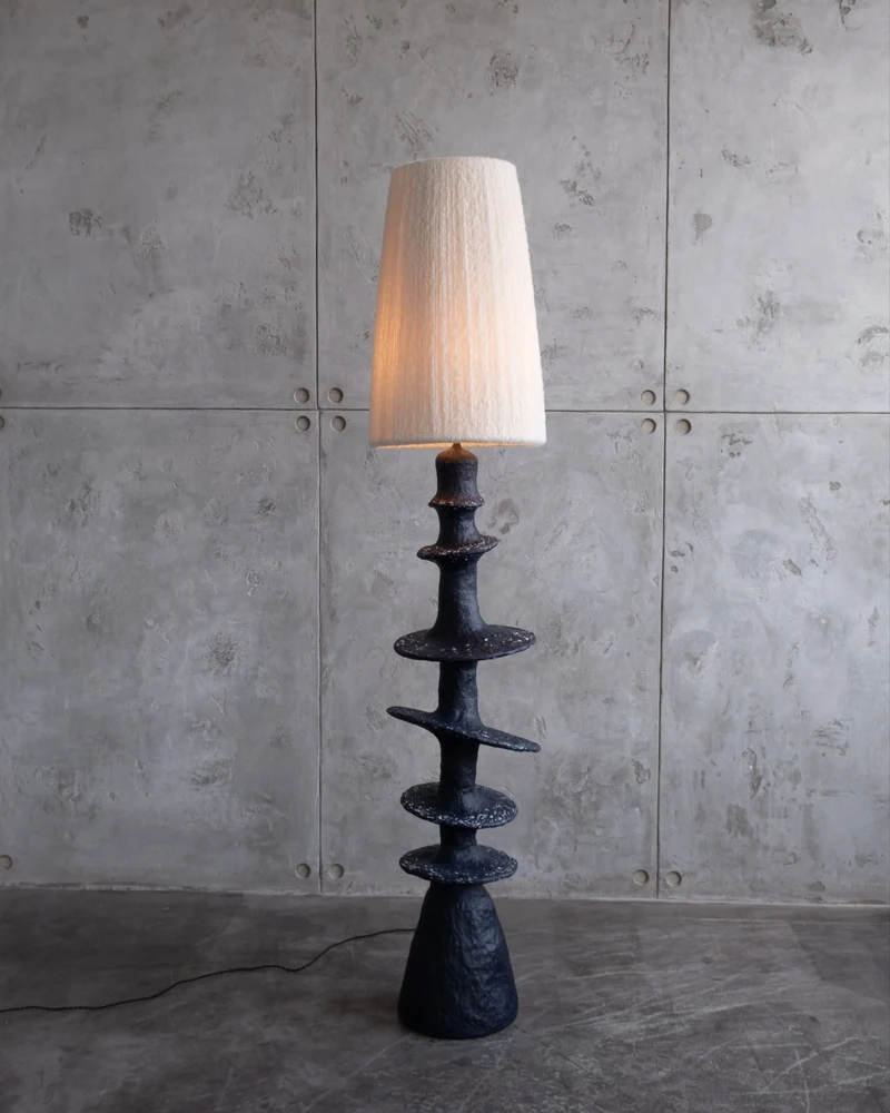 Orbita Clay Floor Lamp