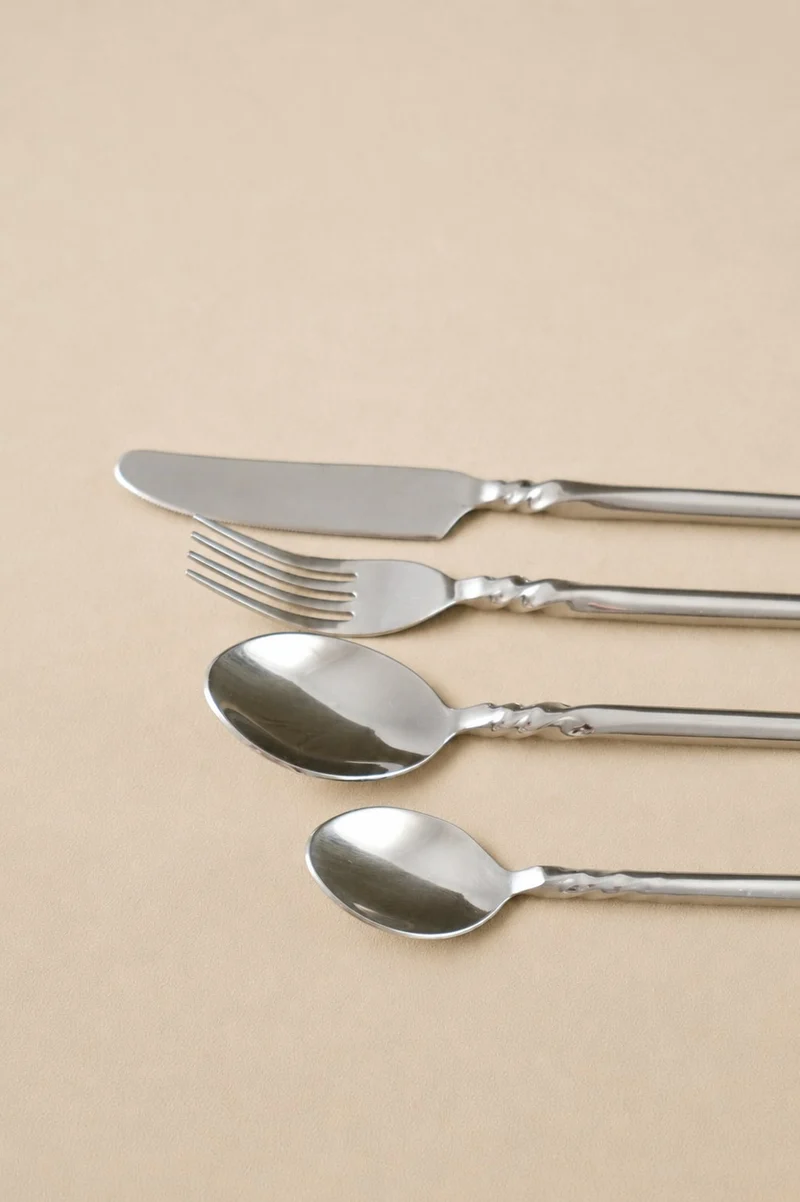 Set of 24-Piece Stainless Steel Cutlery