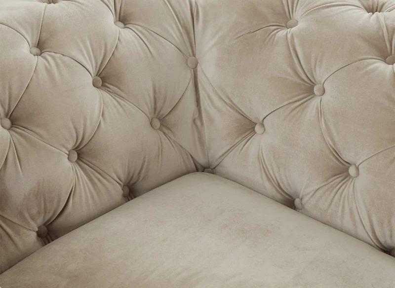 Fauteuil capitonné chesterfield velours beige CARMEN