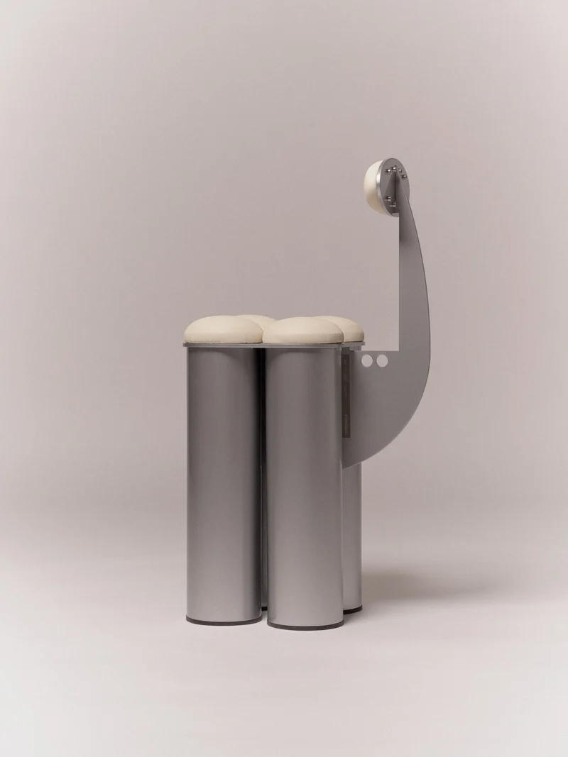 Giulio Stool
