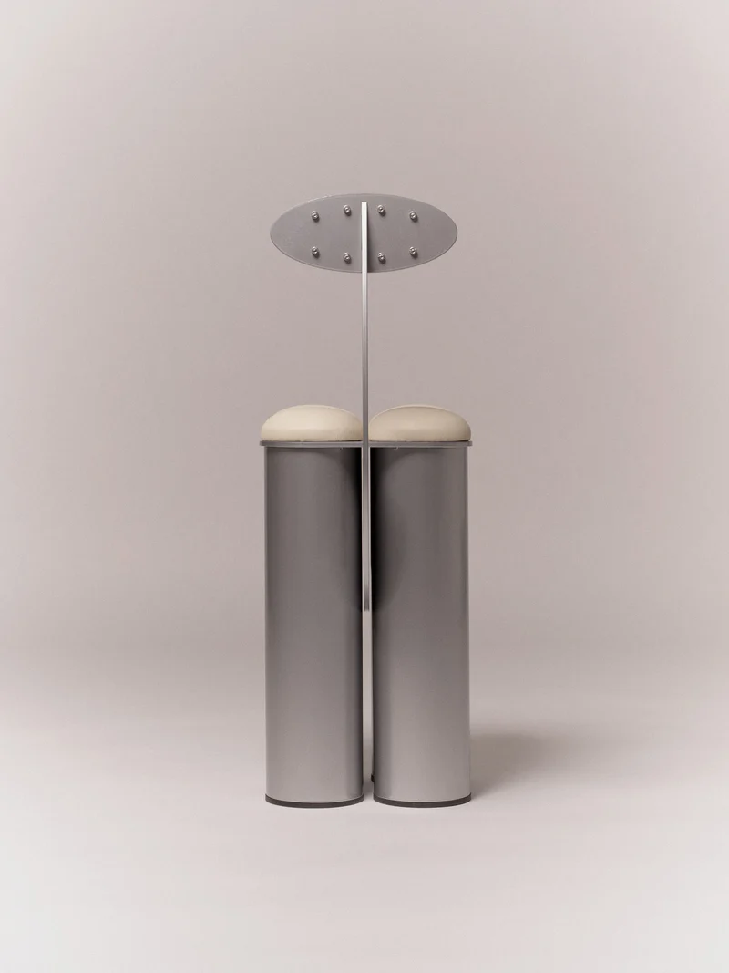 Giulio Stool