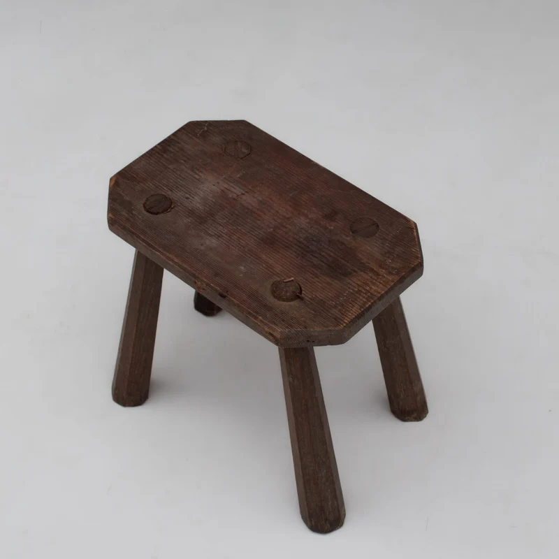 Brutalist Rectangle Bench in Wood