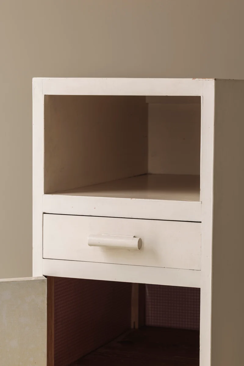 Elegant modernist cabinet from the 1930s.