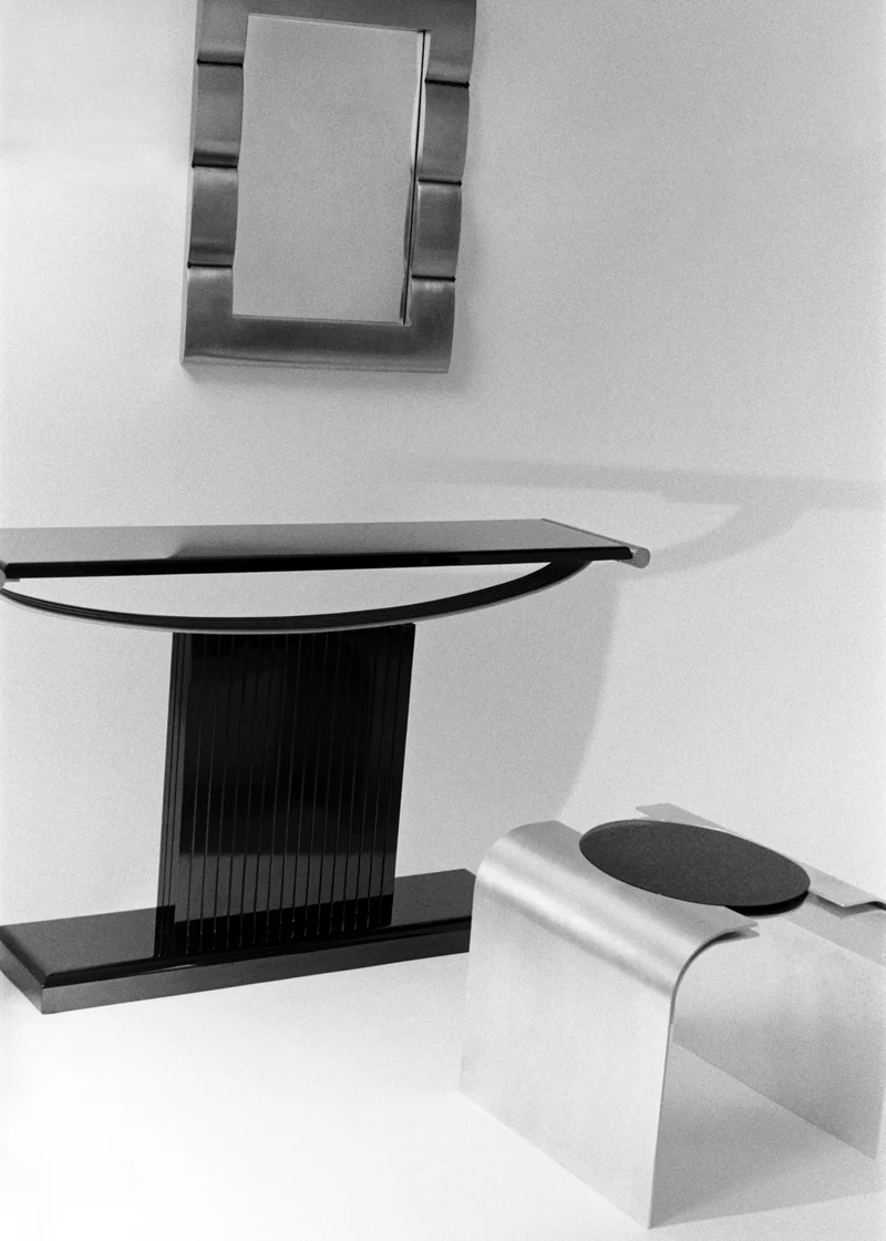 Console "The Portico" | Stainless Steel & Lacquered Wood