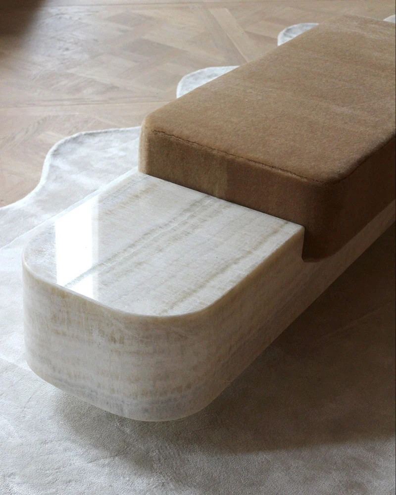 Ran Ivory Onyx Bench