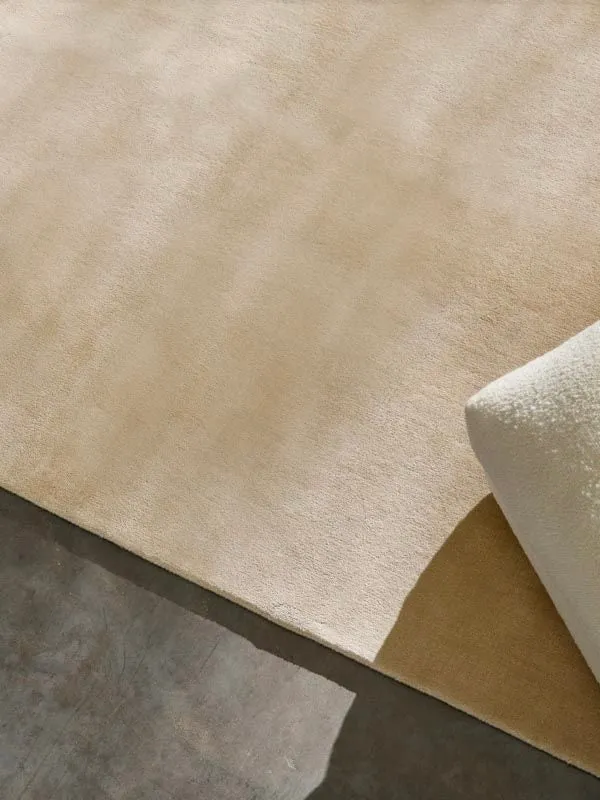Hand-woven Rug in New Zealand Wool, Beige Sand