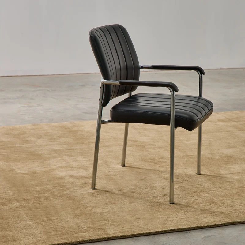 Hand-woven Rug in New Zealand Wool, Châtaigne