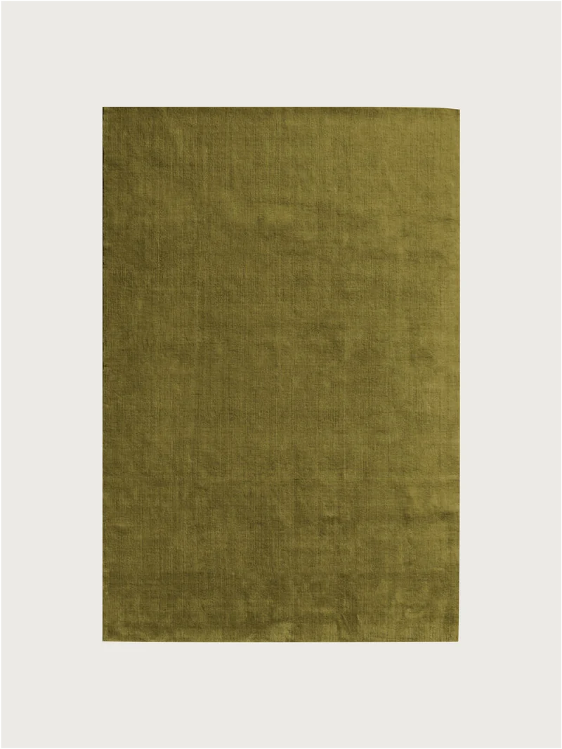 Hand-woven Rug in New Zealand Wool, Olive Green