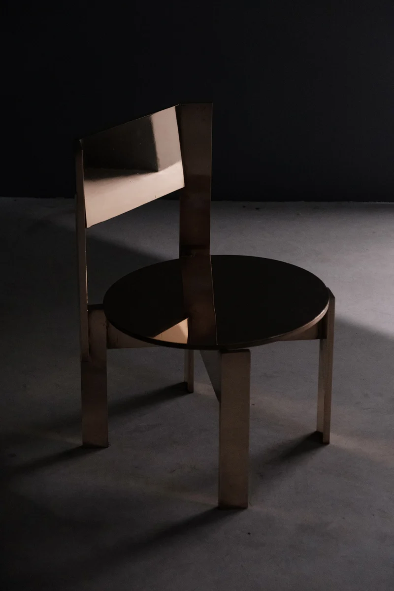 Ch 19.1 [b] - Low Chair