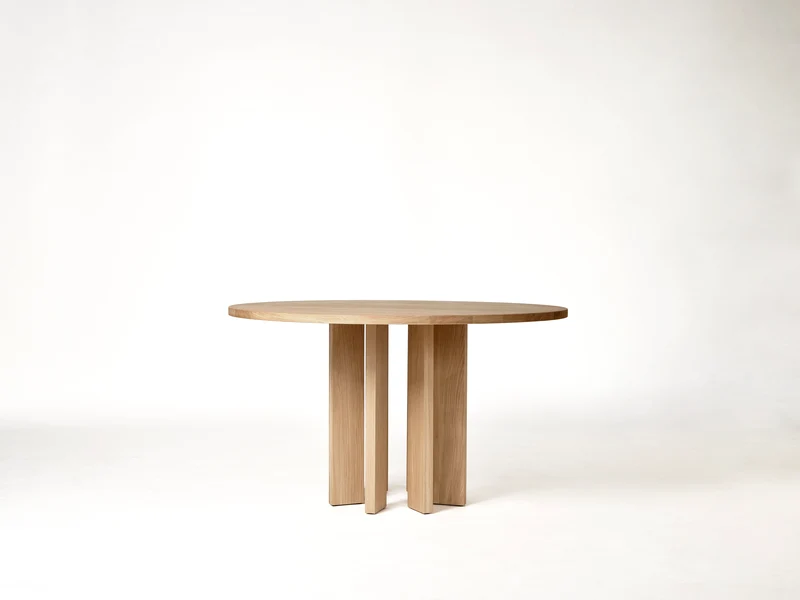 Thola Round Table