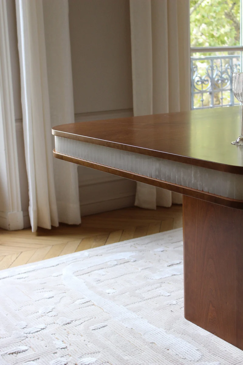 Doppio Wood And White Onyx Dinning Table
