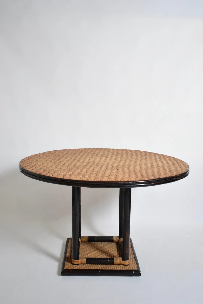 Bicolor round rattan dining table