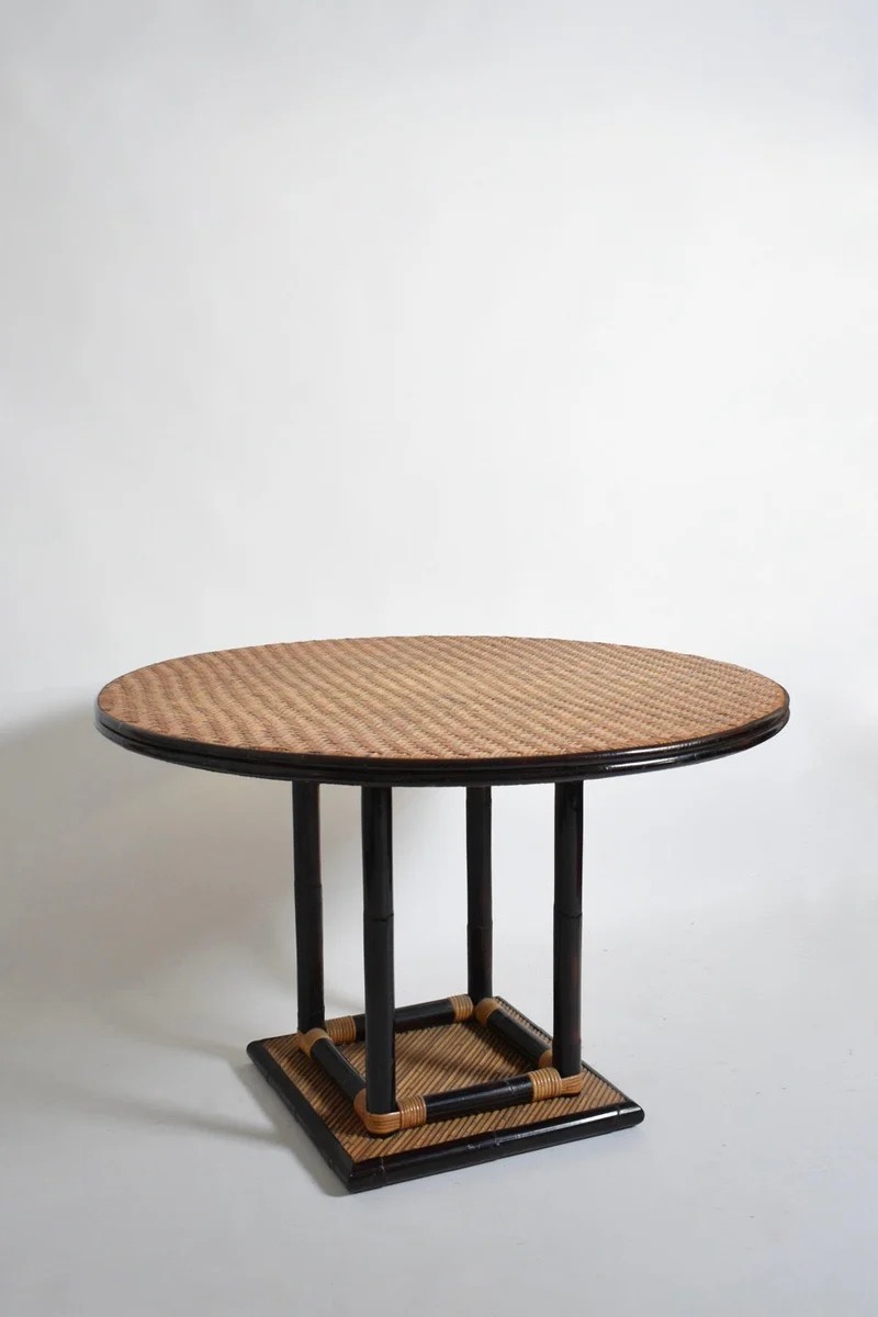 Bicolor round rattan dining table