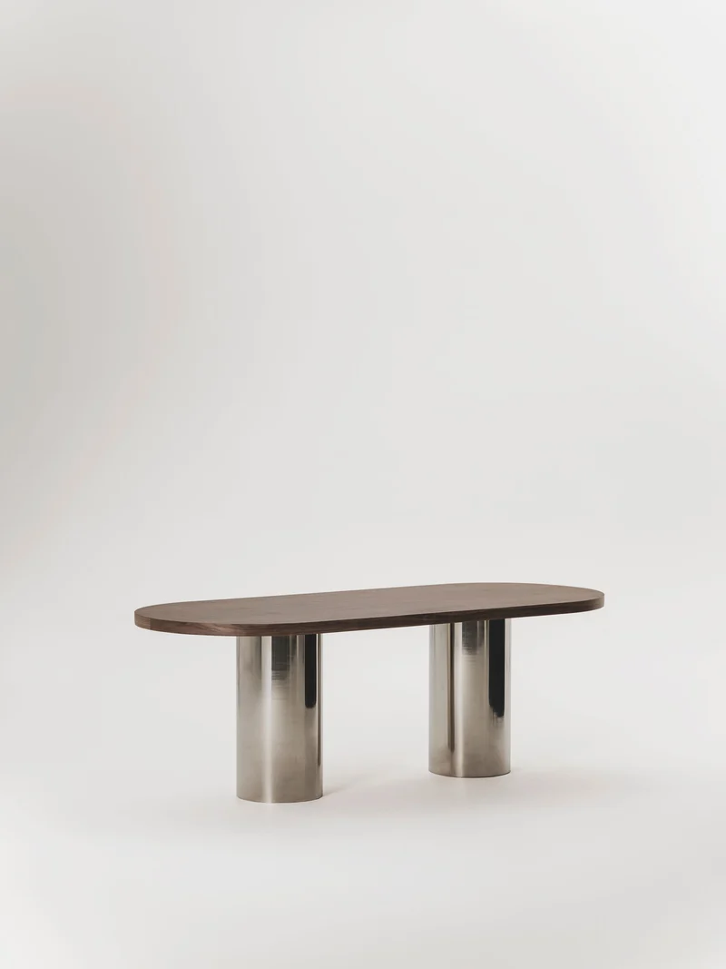 Arsen dining table
