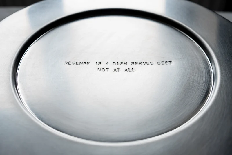 TRACES — Stainless Steel Plates