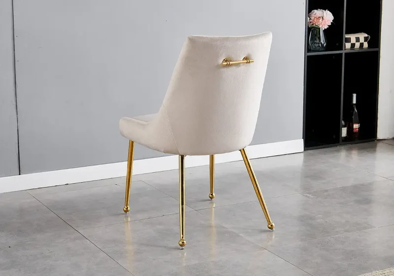 Chaises velours taupe à poignée pieds dorés - Gema x4