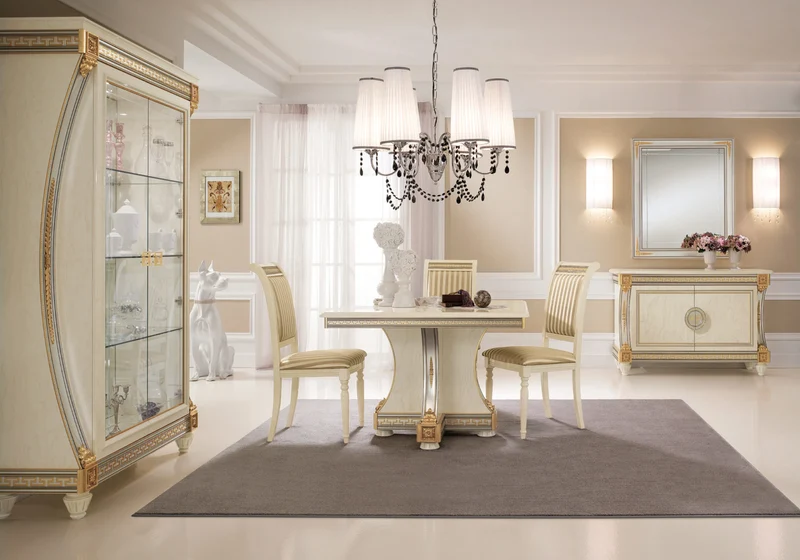 Chaise de table italienne tissu satiné et blanc laqué - Liberty