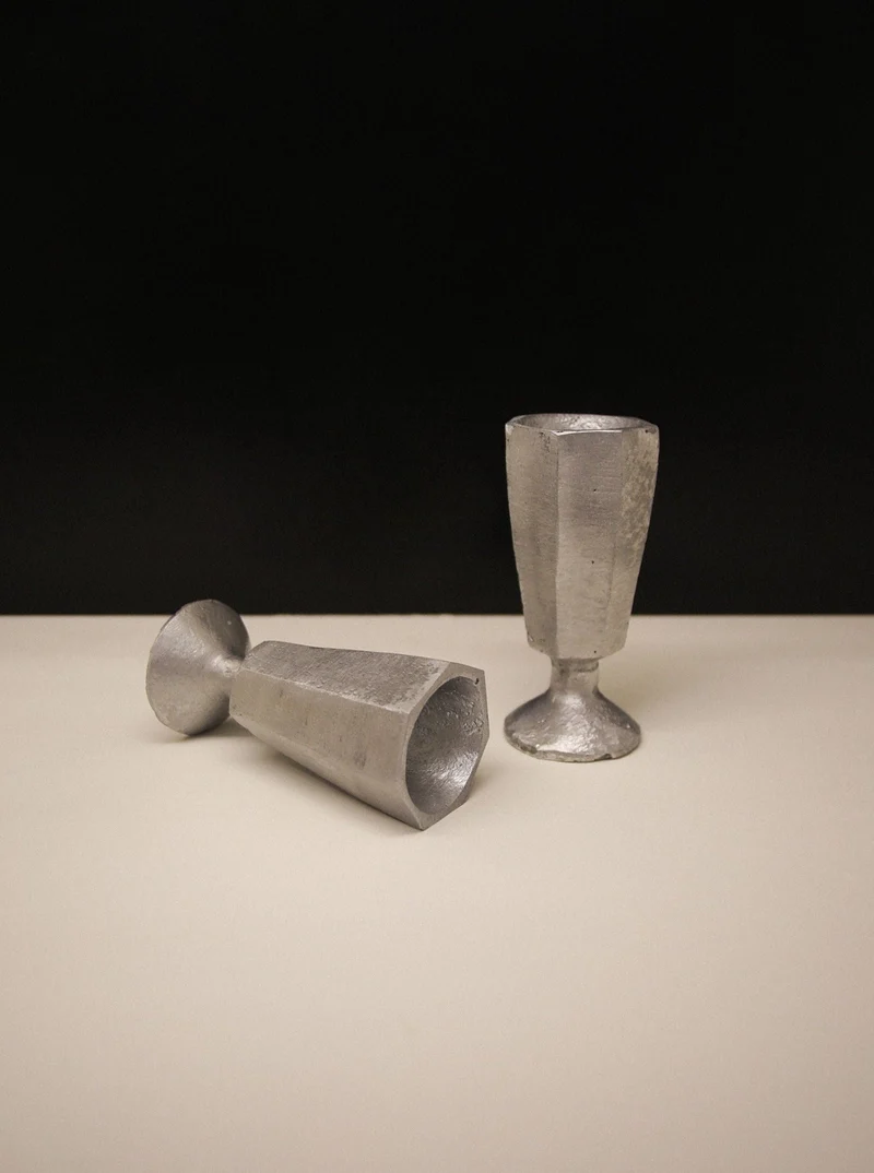 Aluminium Egg Holder
