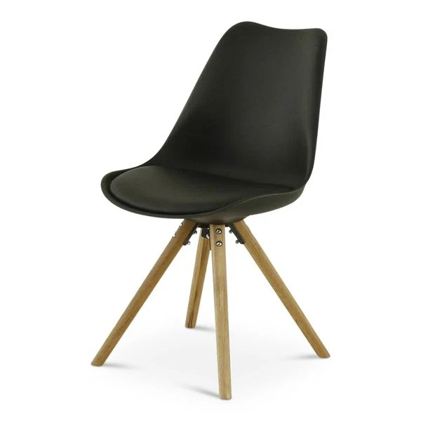 Chaise noire
