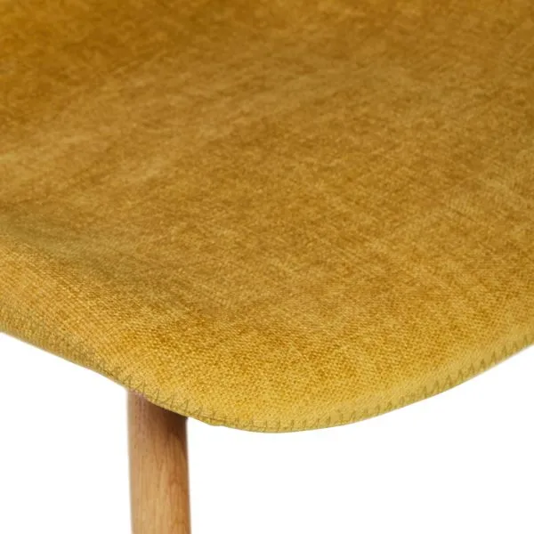 Chaise tissu soft touch moutarde