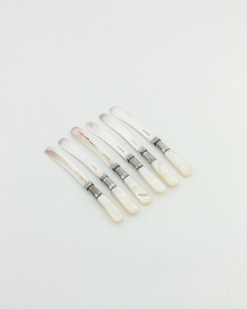 Mother-of-pearl Butter Knife